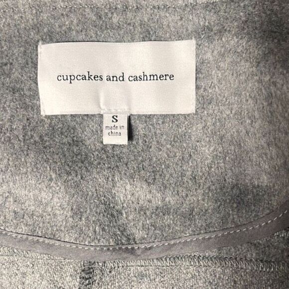 Cupcakes and Cashmere Grey Shannon Long Wool Vest Duster Size Small - Picture 4 of 4